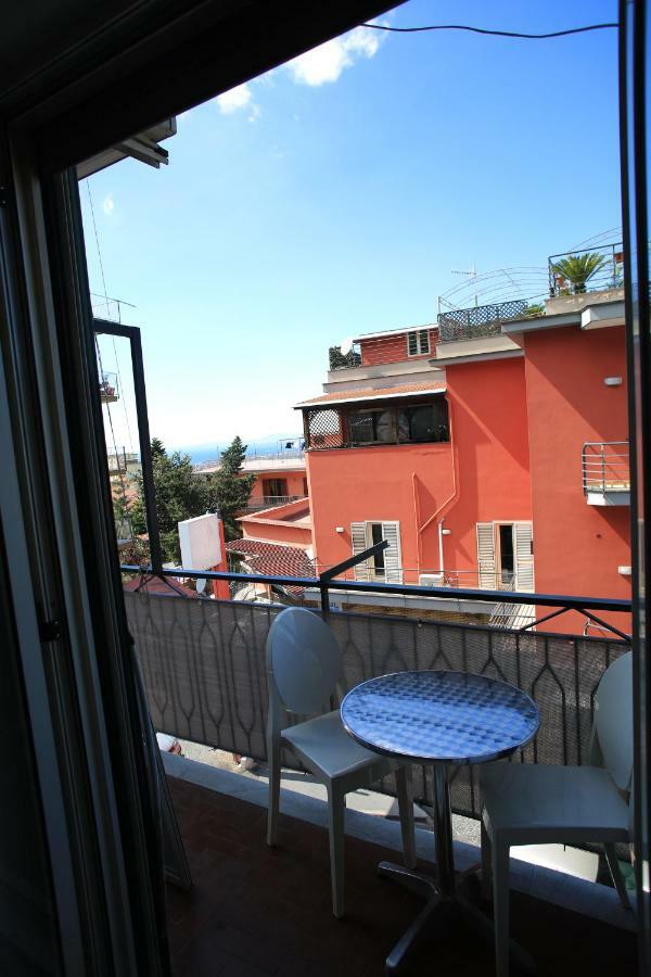 לינה וארוחת בוקר Casola di Napoli Enjoy Solemare מראה חיצוני תמונה